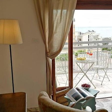 Casa Levante مونوبولي المظهر الخارجي الصورة